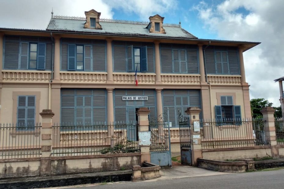 Palais de justice de Saint-Laurent du Maroni