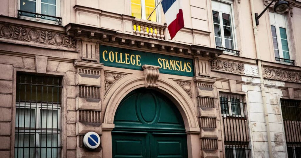 Plainte contre L'école Stanislas